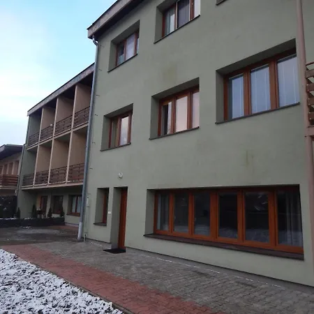 Apartment Apartman Pod Stranou